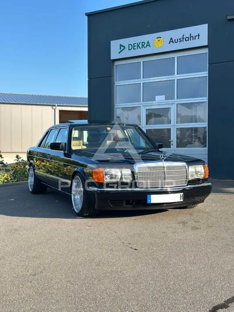 1988 Mercedes Benz 560