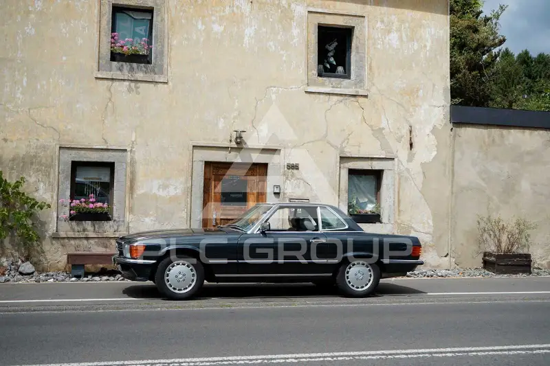 1988 Mercedes Benz SL 300
