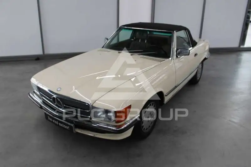 1988 Mercedes Benz SL 560