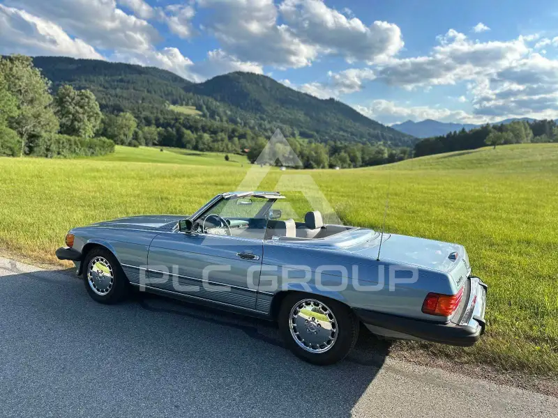 1988 Mercedes Benz SL 560