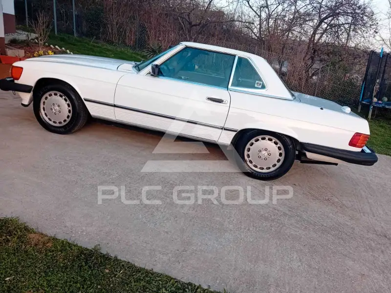 1988 Mercedes Benz SL 560
