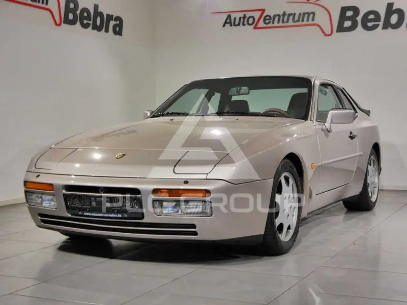 1988 Porsche 944