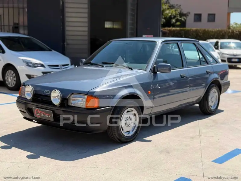 1988 Ford ESCORT
