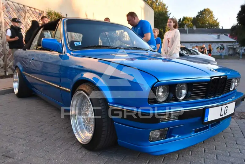 1989 BMW 325