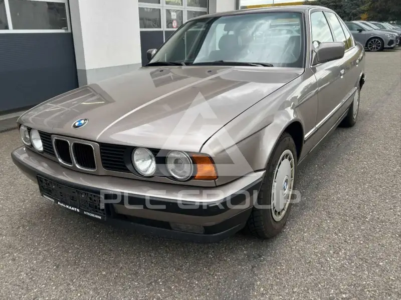 1989 BMW 525