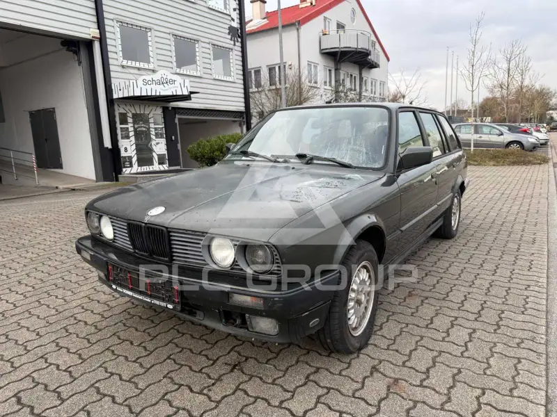 1989 BMW 320