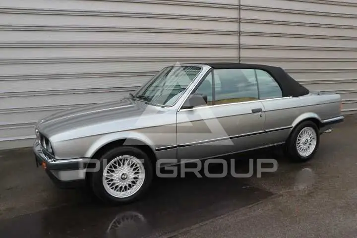 1989 BMW 320