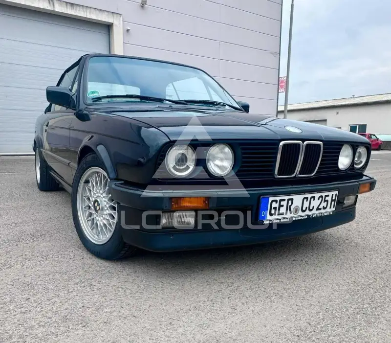 1989 BMW 320