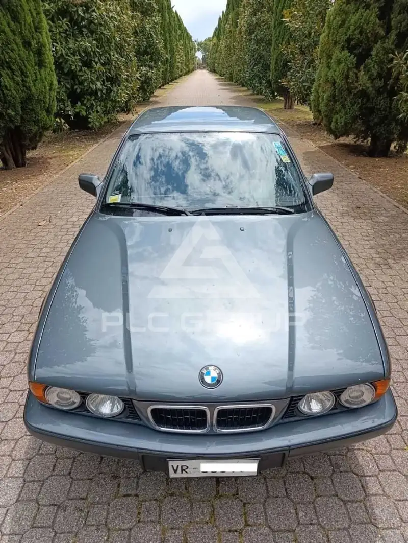 1989 BMW 520