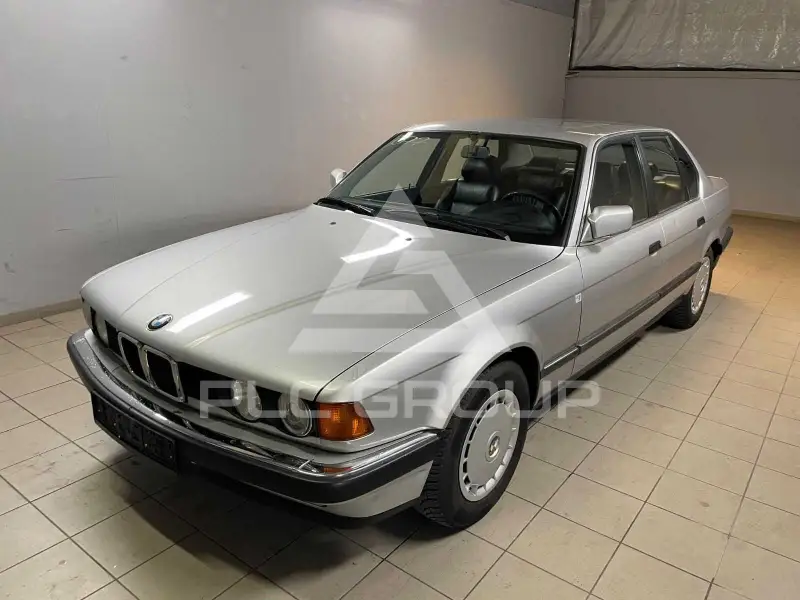 1989 BMW 730