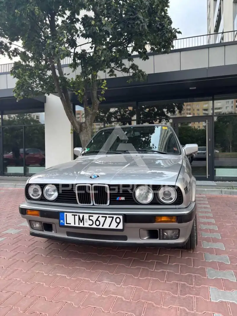 1989 BMW 318