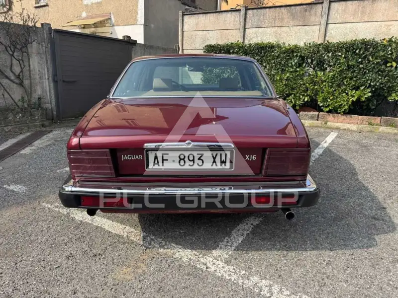 1989 Jaguar XJ