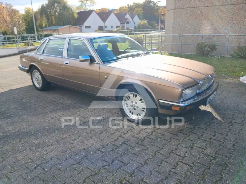 1989 Jaguar XJ