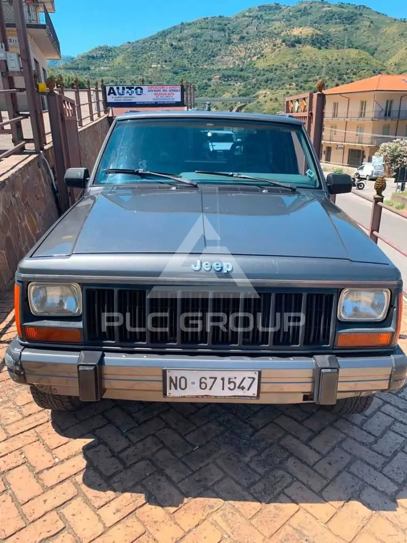 1989 Jeep CHEROKEE