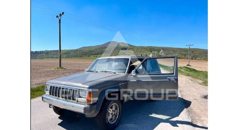 1989 Jeep CHEROKEE