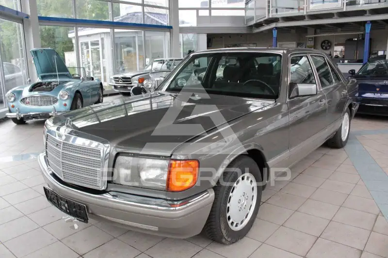 1989 Mercedes Benz S 500