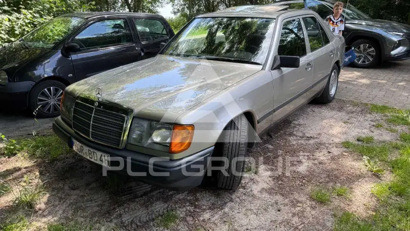 1989 Mercedes Benz 230