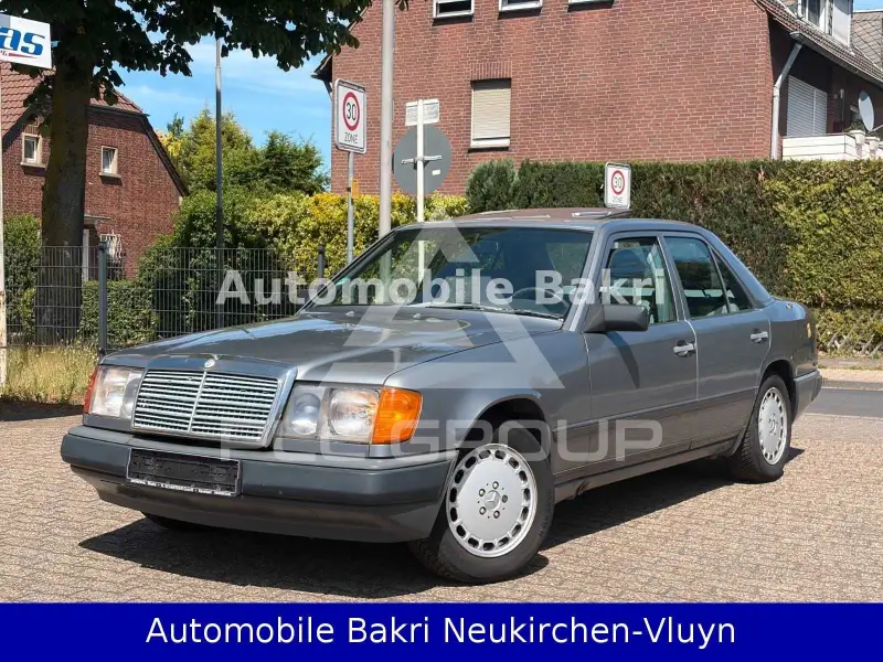1989 Mercedes Benz E 230