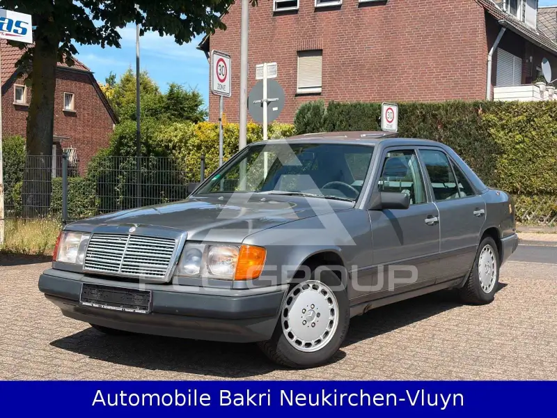 1989 Mercedes Benz E 230