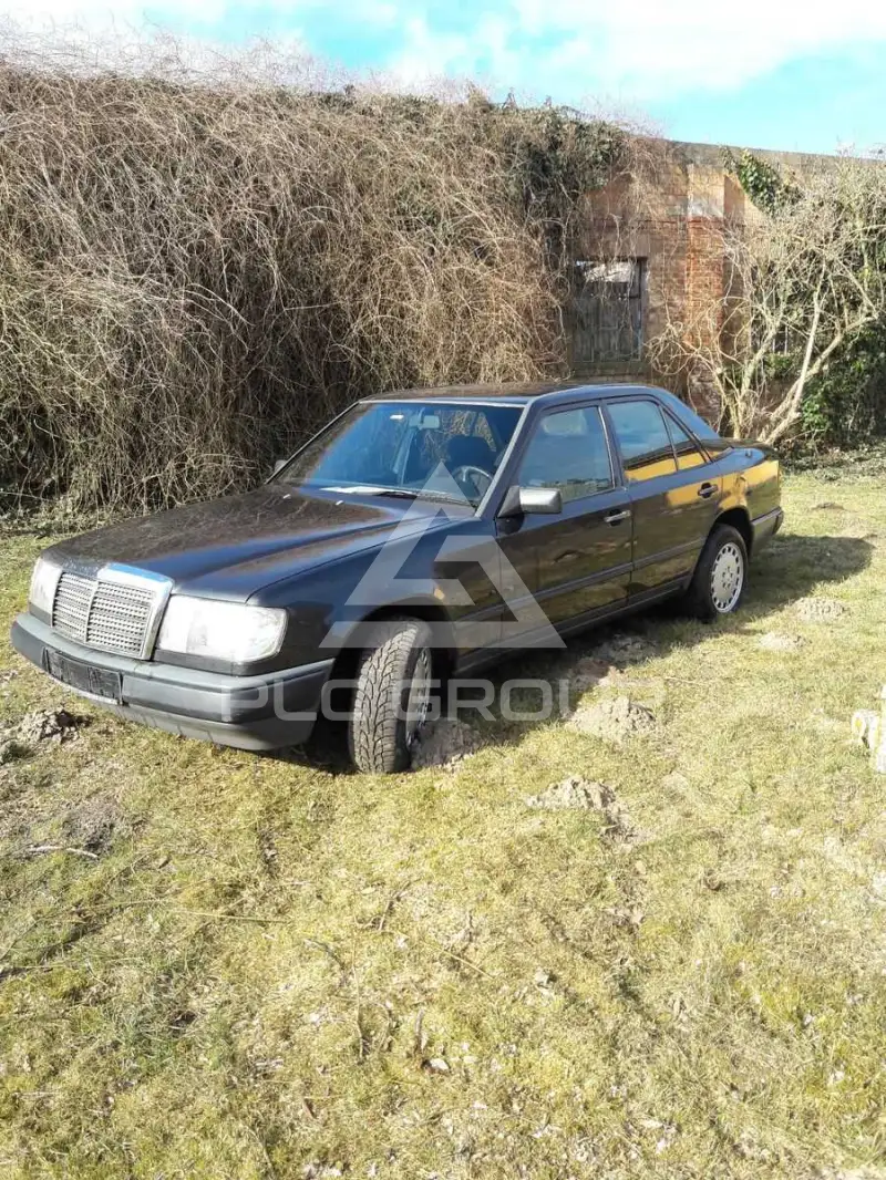 1989 Mercedes Benz E 230