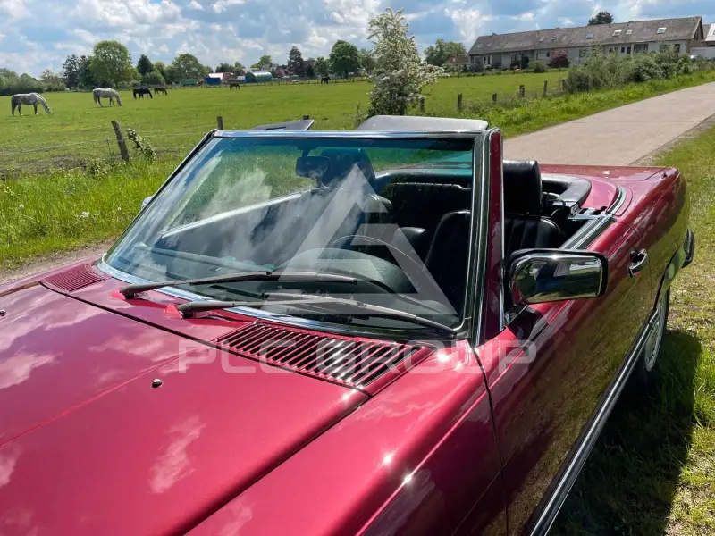 1989 Mercedes Benz SL 300