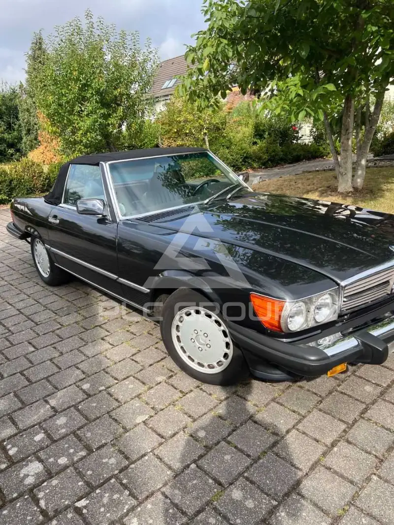 1989 Mercedes Benz SL 560