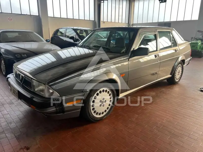 1989 Alfa Romeo 75