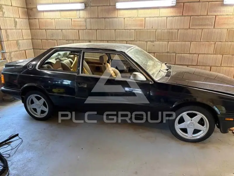 1989 Maserati 222