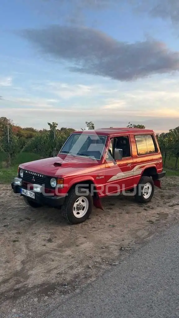 1990 Mitsubishi PAJARO