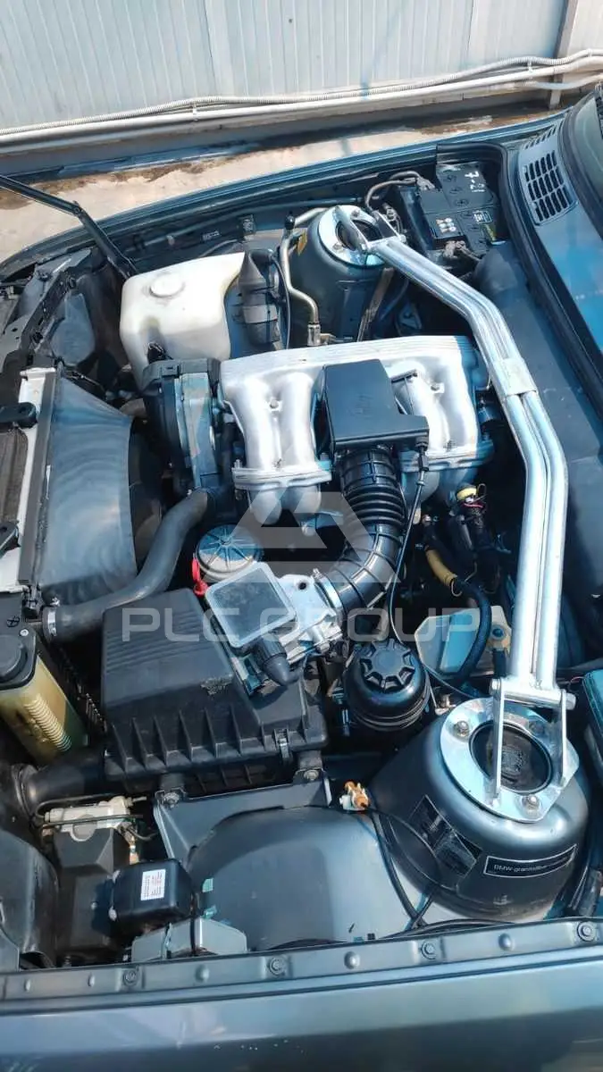 1990 BMW 316