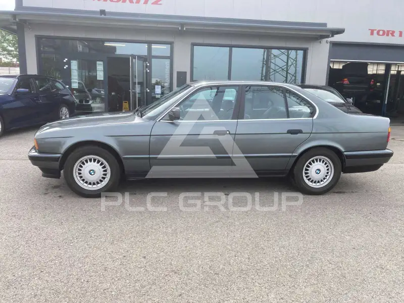 1990 BMW 525