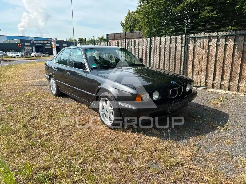 1990 BMW 525