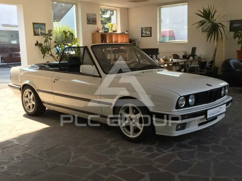 1990 BMW 320