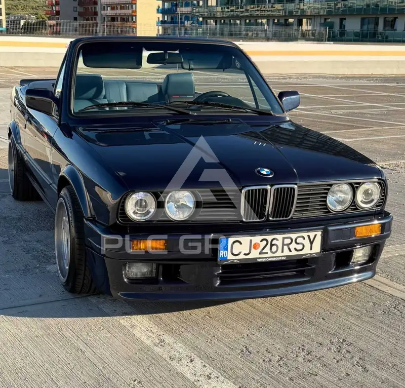 1990 BMW 320