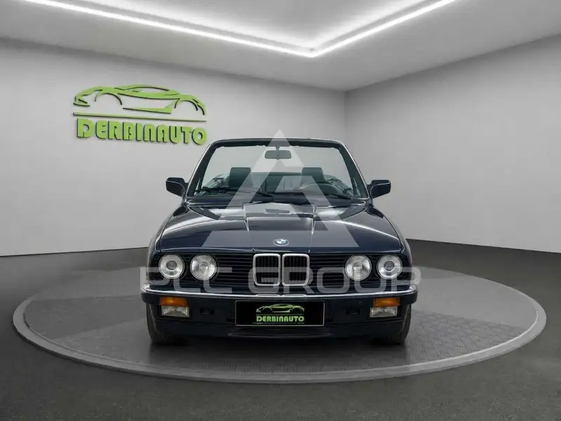 1990 BMW 320