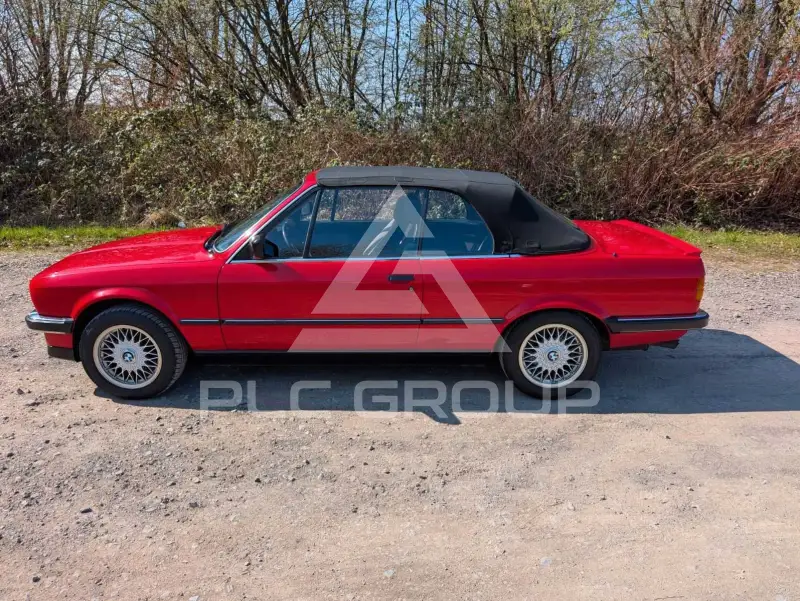 1990 BMW 320