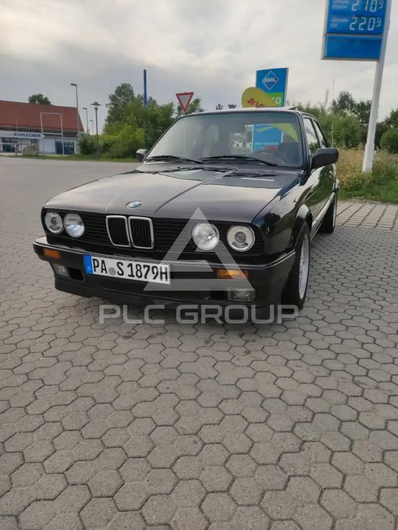 1990 BMW 318