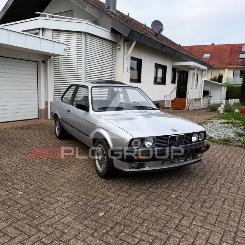 1990 BMW 318