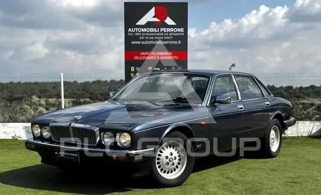 1990 Jaguar XJ