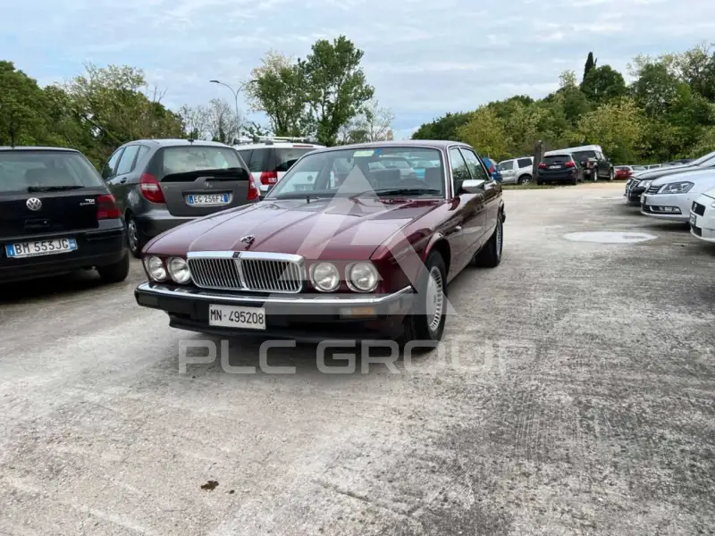 1990 Jaguar XJ