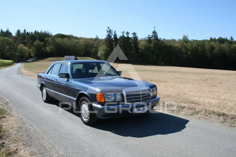 1990 Mercedes Benz E 300
