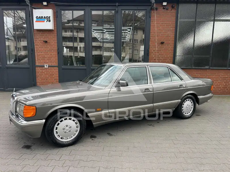 1990 Mercedes Benz E 300