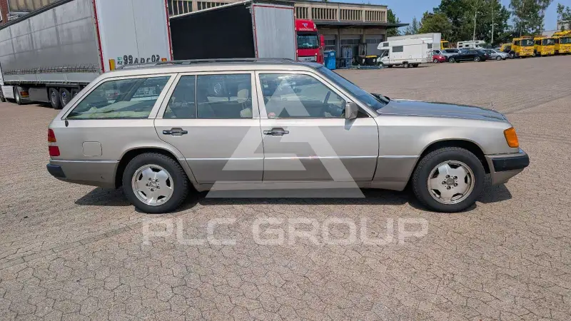 1990 Mercedes Benz 250