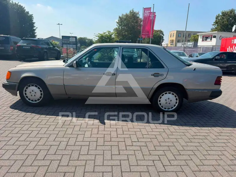 1990 Mercedes Benz 250