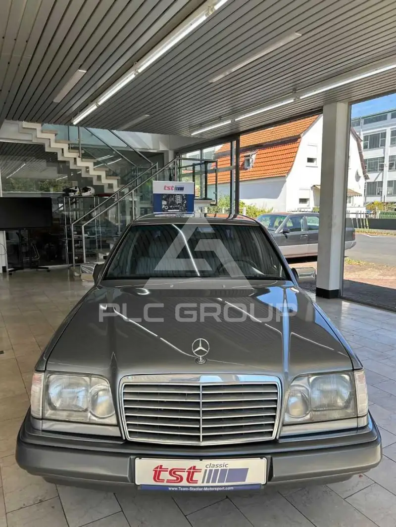 1990 Mercedes Benz 250
