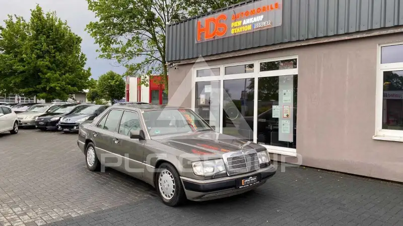 1990 Mercedes Benz 230
