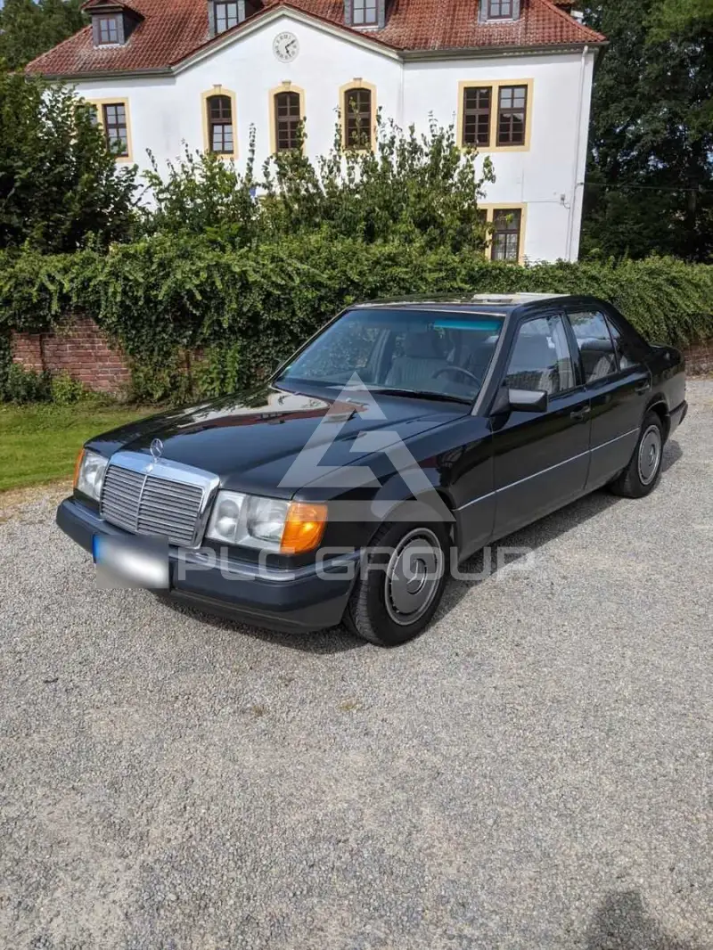1990 Mercedes Benz 230