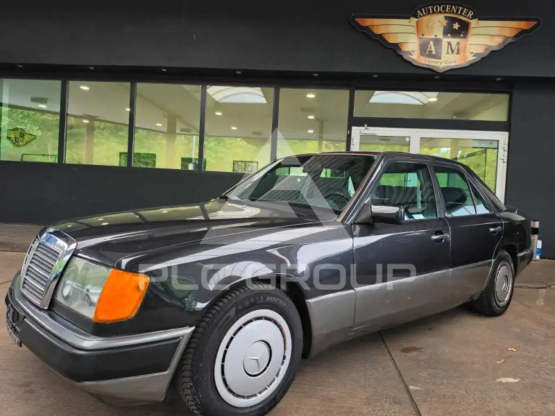 1990 Mercedes Benz 230