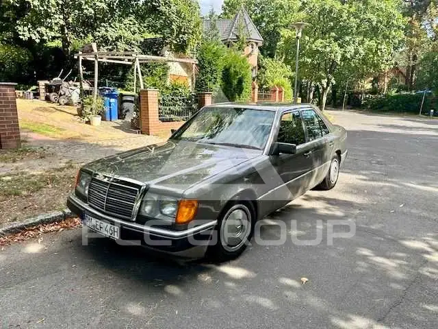 1990 Mercedes Benz 230