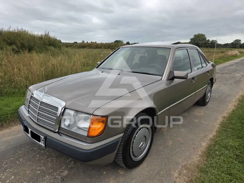 1990 Mercedes Benz E 250